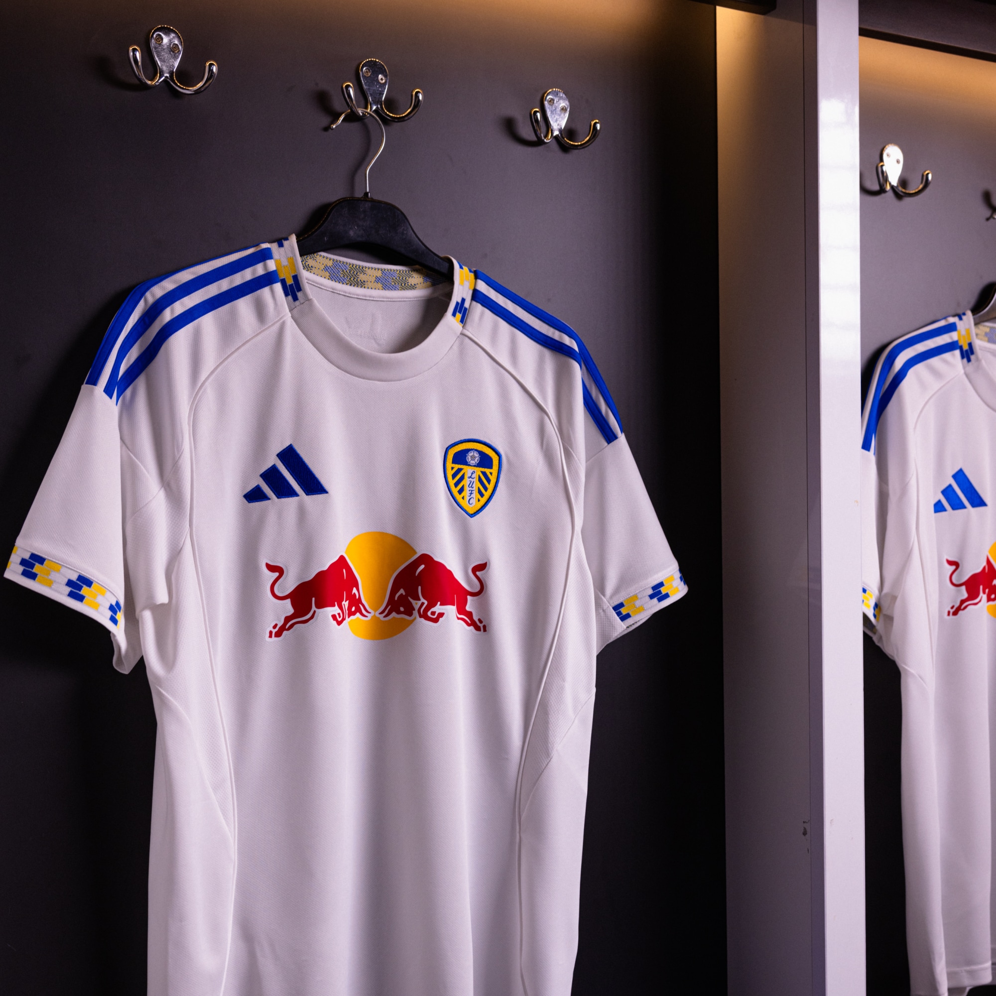 Leeds United adidas Home Shirt 2025-26 - Womens