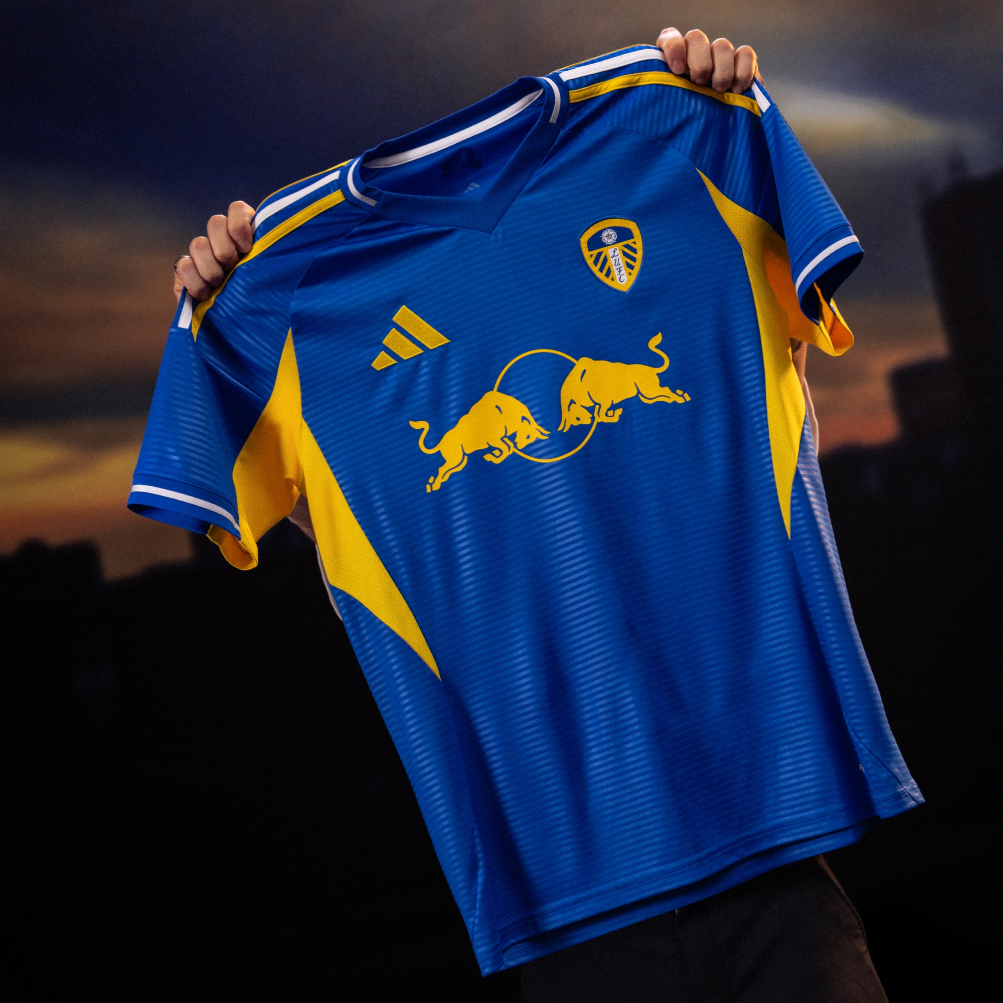 Leeds United adidas Away Shorts 2025-26